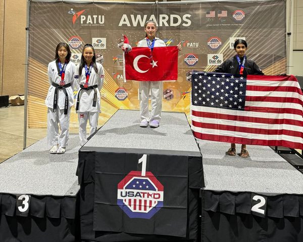 Milli Sporcu Ayşe Orhan'dan Altın Madalya